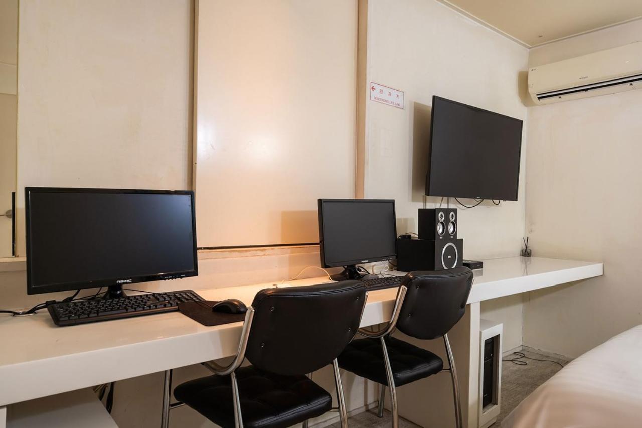 Guri Lexy Hotel Kültér fotó