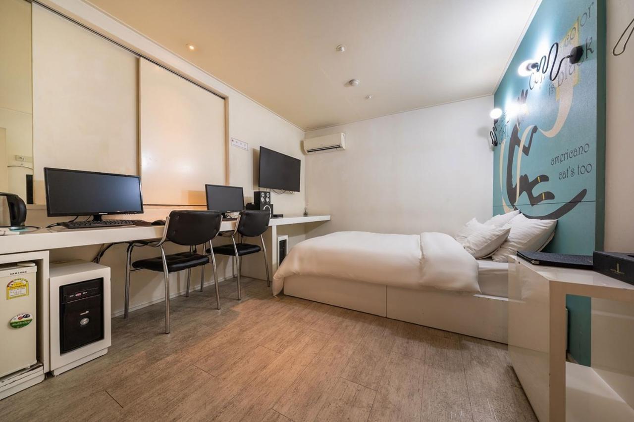 Guri Lexy Hotel Kültér fotó