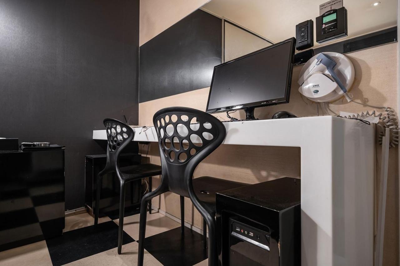 Guri Lexy Hotel Kültér fotó